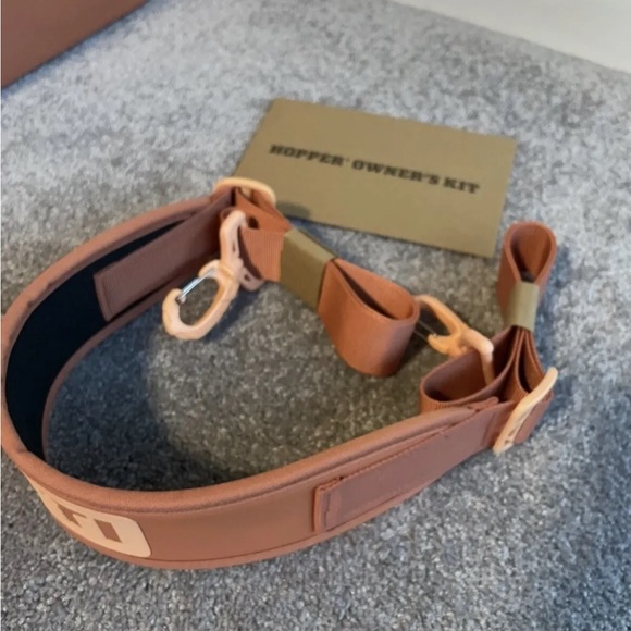 YETI Hopper Flip 8 High Desert Clay 8 qt Soft Sided Cooler New with Tags - Picture 10 of 10